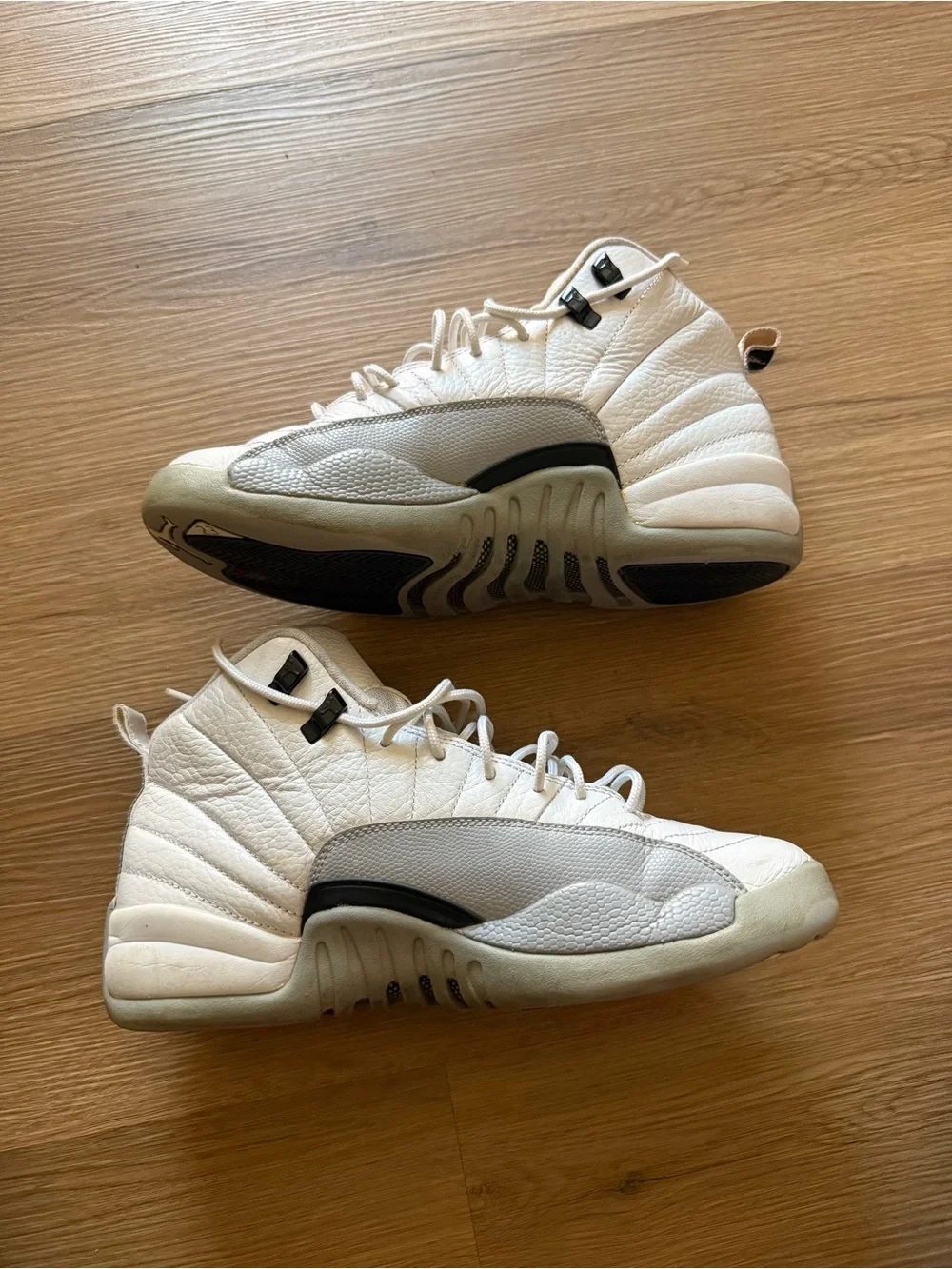 Air Jordan 12 Retro GG Leather Wolf Gray Pre Owned Mens 8.5